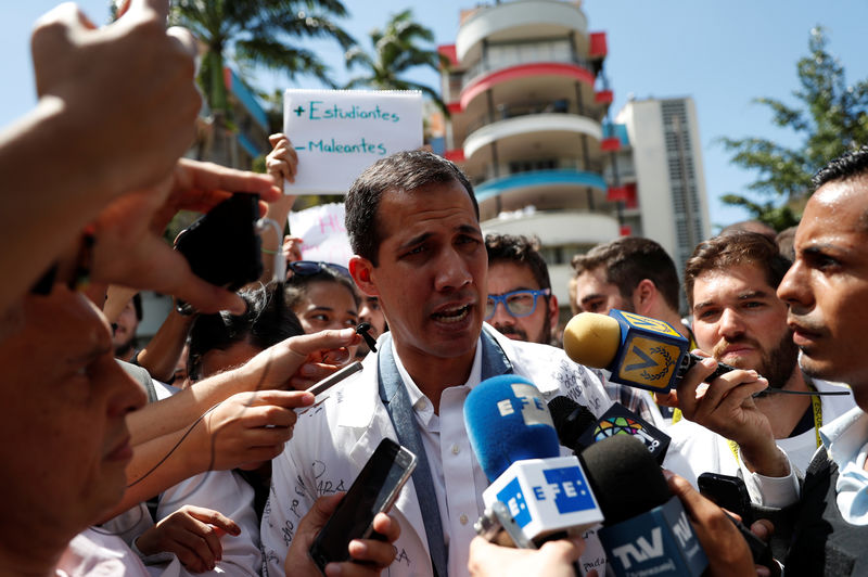 © Reuters. Líder de oposição venezuelana Juan Guaidó