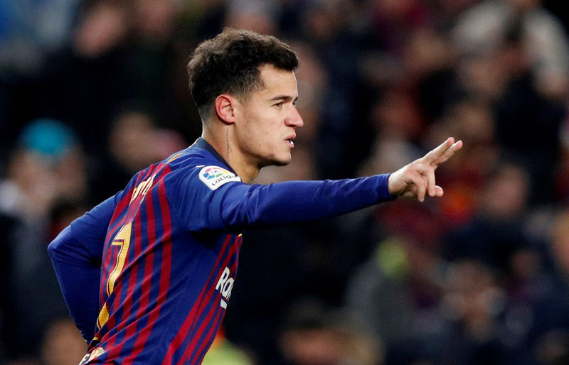 © Reuters. El Barça confía en un rejuvenecido Coutinho para el choque con el Valencia