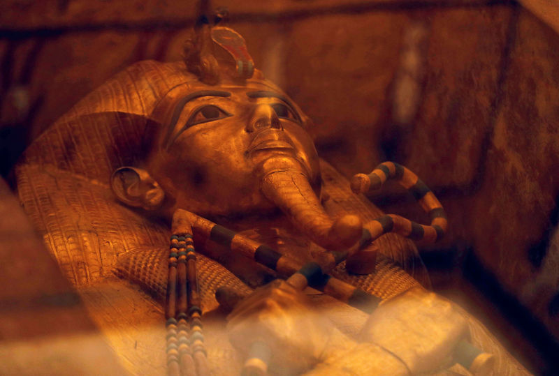 © Reuters. مصر تعاود فتح مقبرة توت عنخ آمون بعد تجديد دام عشر سنوات