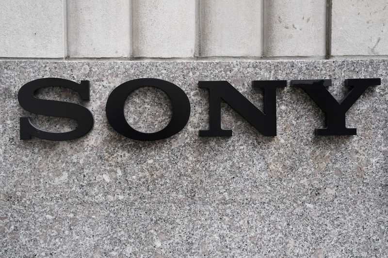 © Reuters. Los decepcionantes resultados de Sony y la debilidad del negocio de videojuegos eclipsa su récord trimestral