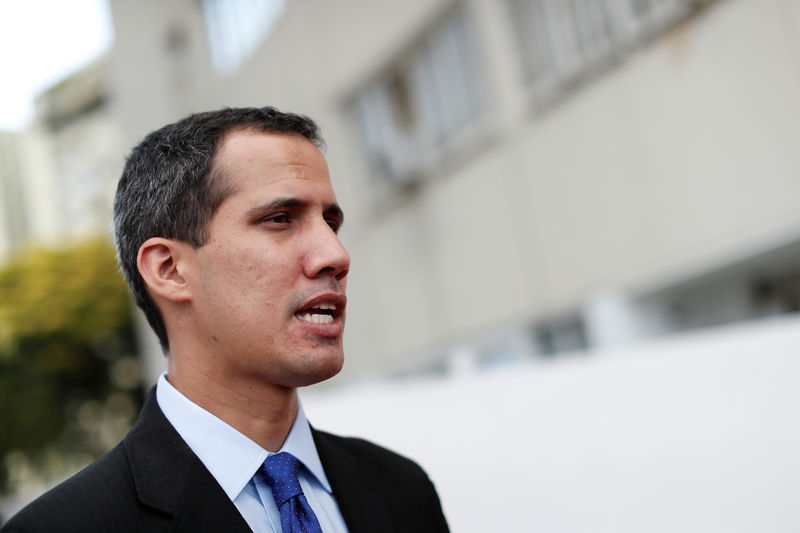 © Reuters. Venezuelan opposition leader and self-proclaimed interim president Juan Guaido speaks during an interview with Reuters in Caracas