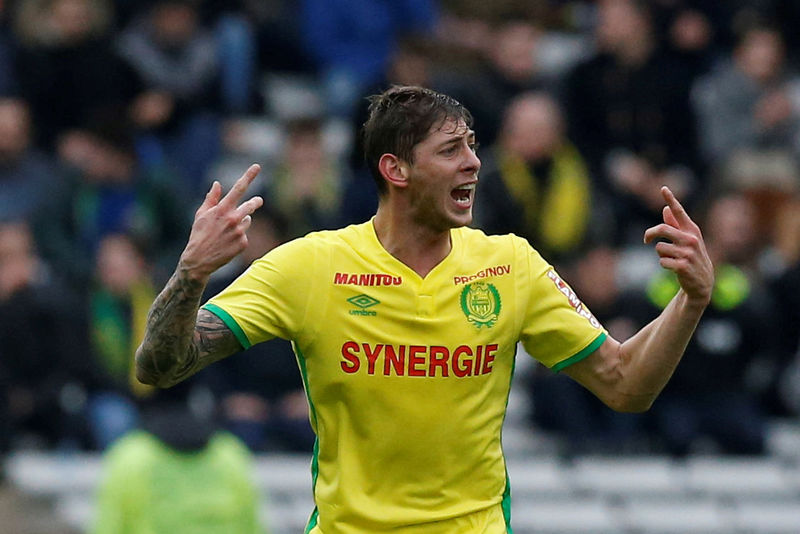 © Reuters. Imagen de archivo del delantero argentino Emiliano Sala del Nantes en acción