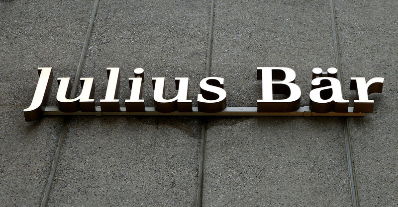 © Reuters. Logo of Swiss private bank Julius Baer is seen in Zurich