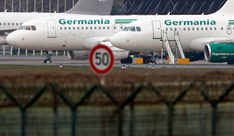 © Reuters. La aerolínea Germania quiebra y cancela todos sus vuelos