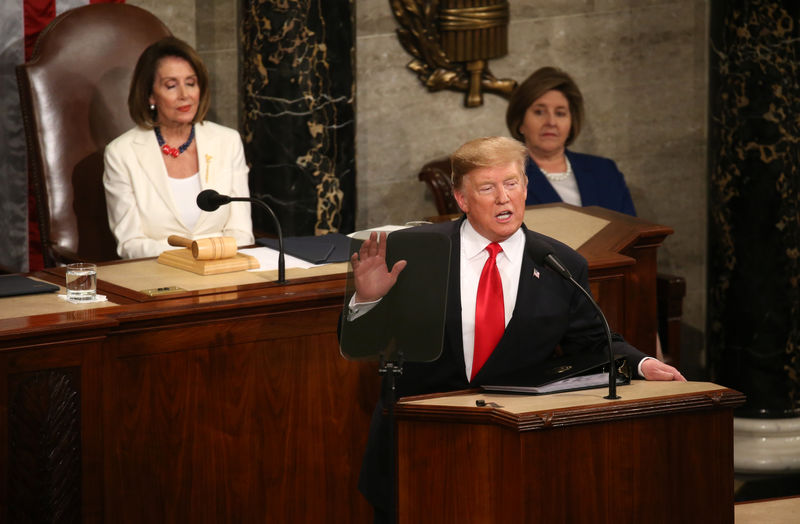 © Reuters. U.S. President Donald Trump delivers his second State of the Union address to a joint session of the U.S. Congress in Washington