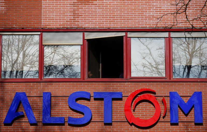 © Reuters. The Alstom logo is seen on the company's TGV high-speed train factory in Belfort