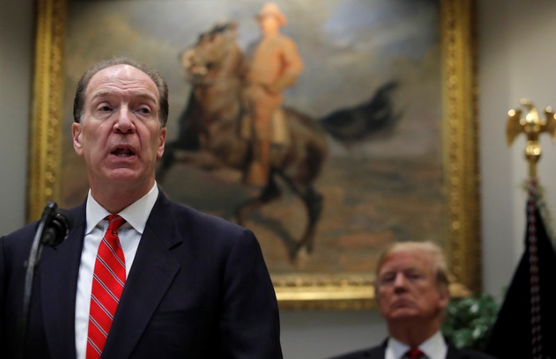 © Reuters. U.S. candidate in election for the next President of the World Bank David Malpass speaks at an event with U.S. President Donald Trump at the White House in Washington