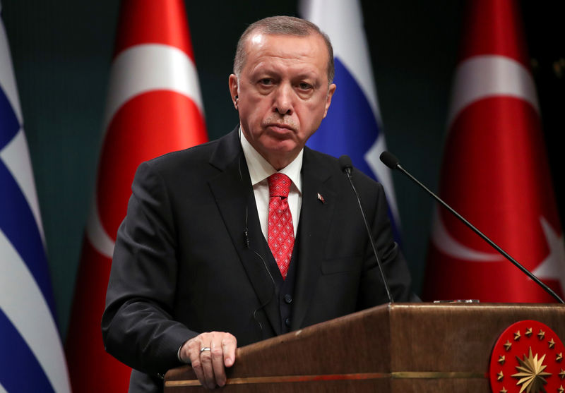 © Reuters. أردوغان: يجب اتخاذ خطوات عاجلة بشأن إقامة منطقة آمنة في سوريا