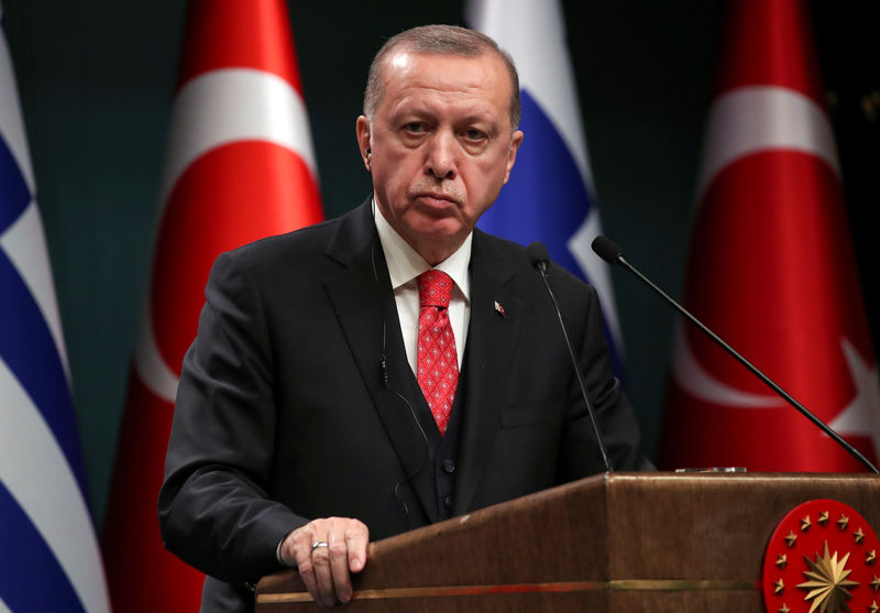 © Reuters. اردوغان يحث أمريكا على رفع الرسوم الجمركية عن الصلب التركي