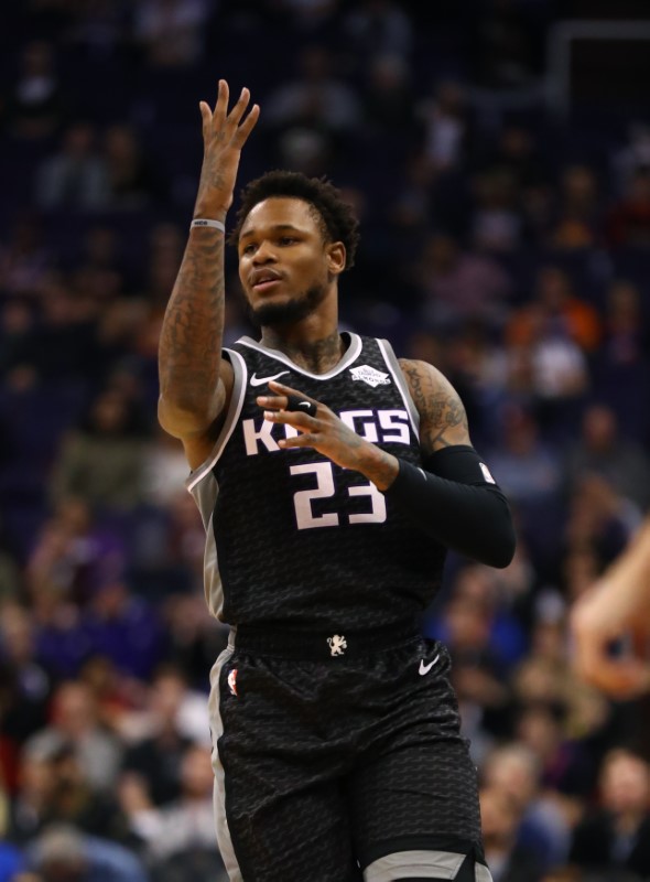 © Reuters. FILE PHOTO: NBA: Sacramento Kings at Phoenix Suns
