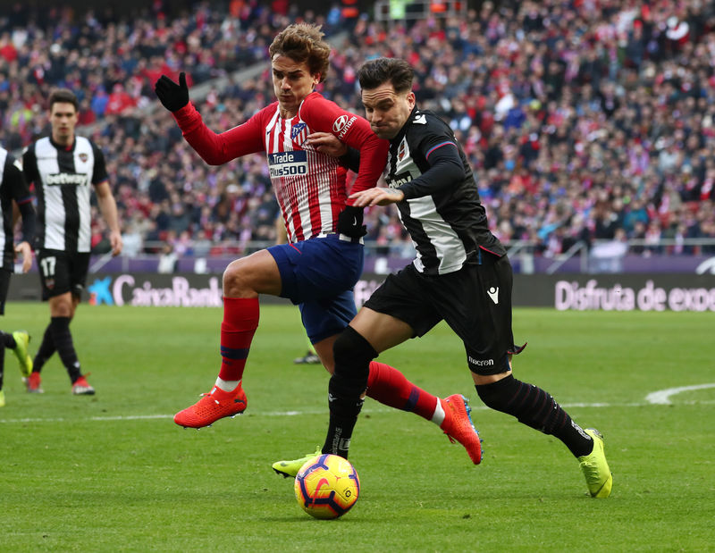 © Reuters. El abogado del jugador del Levante arrestado, Toño, defiende su inocencia