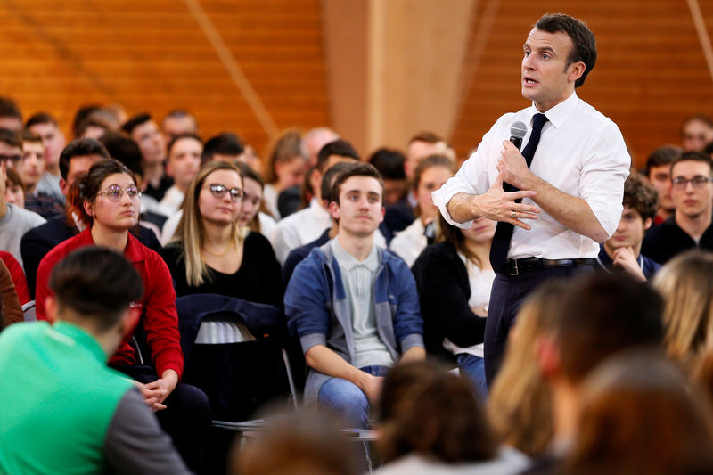 © Reuters. UN MOIS DE "GRAND DÉBAT NATIONAL" À L'ISSUE NÉBULEUSE