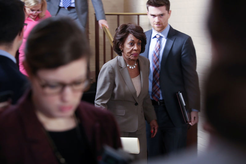 © Reuters. U.S. Representative Waters departs after a House Democratic party caucus meeting at the U.S. Capitol in Washington
