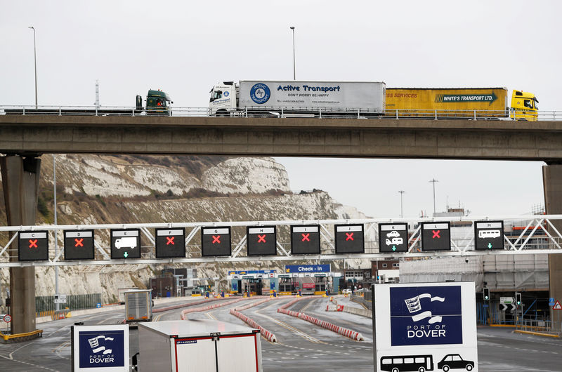 © Reuters. FILE PHOTO: Lorries arrive to the Port of Dover during a trial of how road will cope in case of a "no-deal" Brexit, Kent