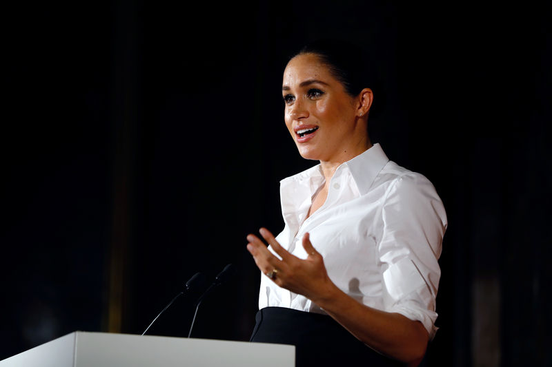 © Reuters. George Clooney dice que Meghan Markle está siendo acosada como Diana