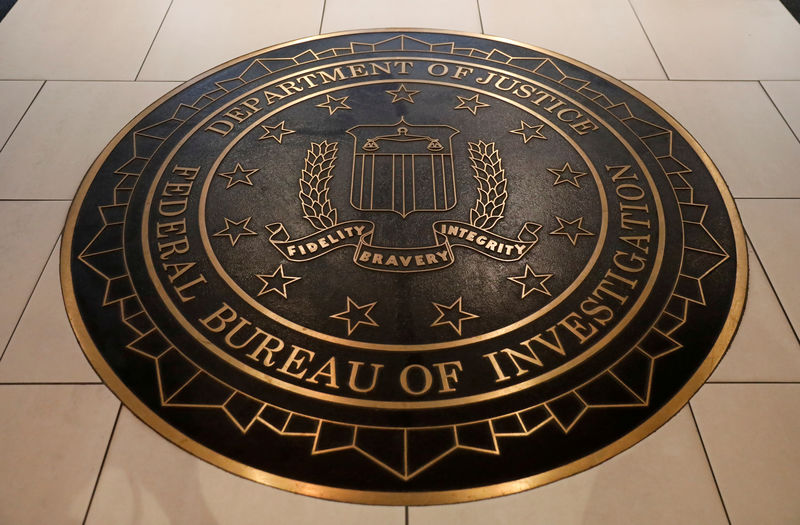 © Reuters. FILE PHOTO: The Federal Bureau of Investigation seal is seen at FBI headquarters in Washington