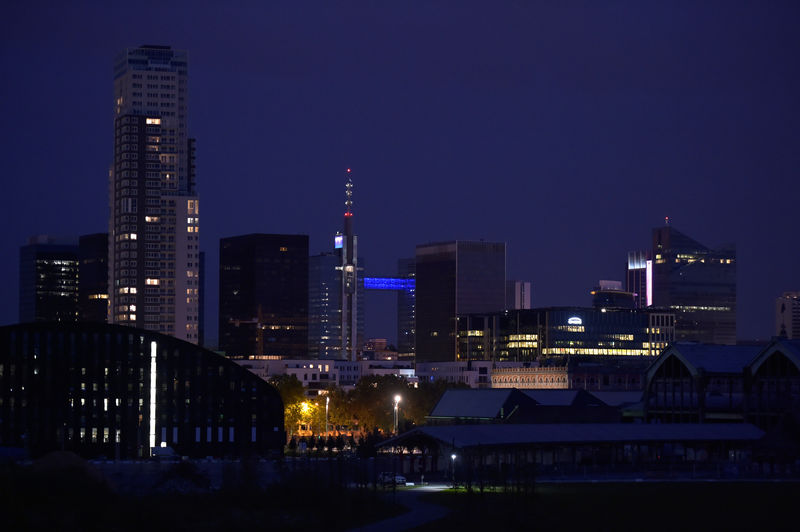 © Reuters. FILE PHOTO:  Night shot of illuminated city business district in Brussels