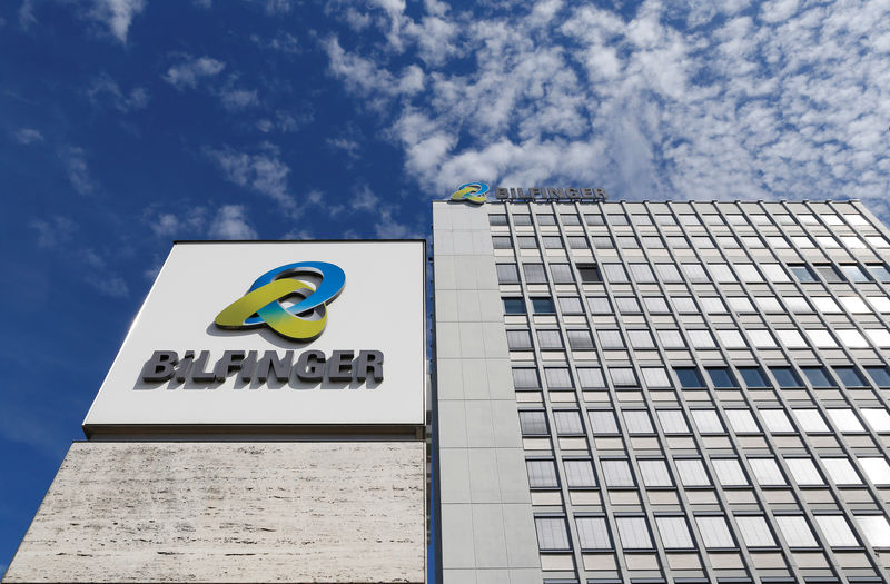 © Reuters. A logo of Bilfinger SE is seen at their headquarters in Mannheim