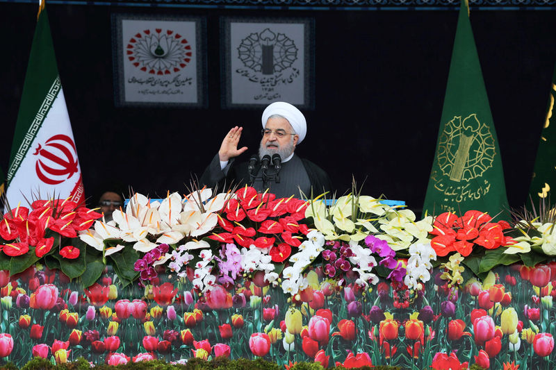 © Reuters. Presidente do Irã, Hassan Rouhani, discursa durante cerimônia em Teerã