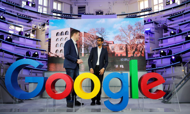 © Reuters. FILE PHOTO: Opening of the new Alphabet's Google Berlin office in Germany