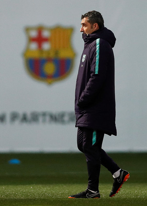 © Reuters. برشلونة يمدد عقد المدرب بالبيردي حتى 2020