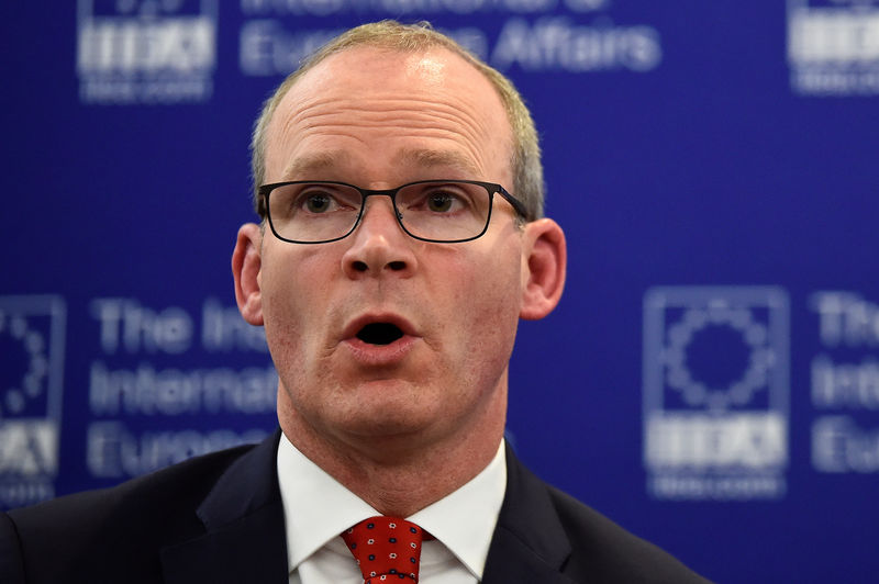 © Reuters. Ministro das Relações Exteriores da Irlanda, Simon Coveney, durante evento em Dublin