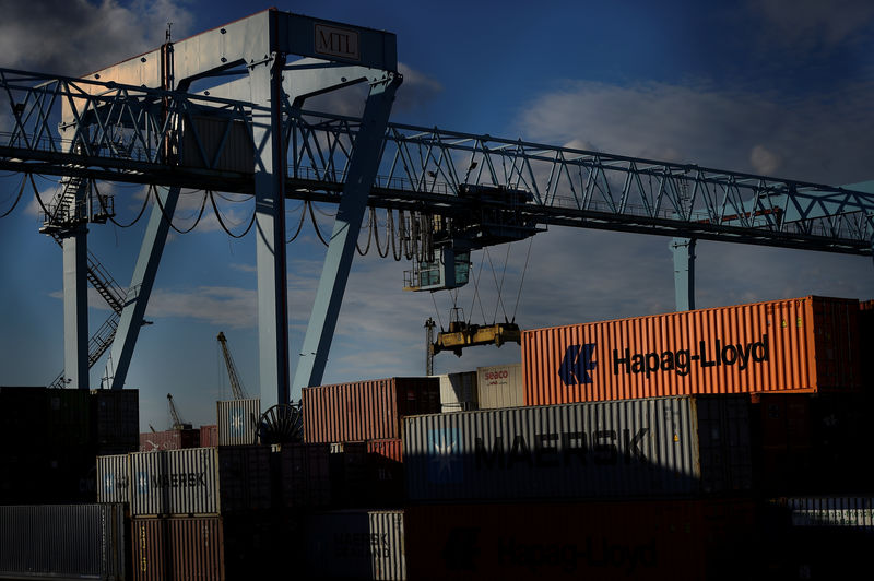 © Reuters. Shipping freight containers are transported at Dublin Port in Dublin