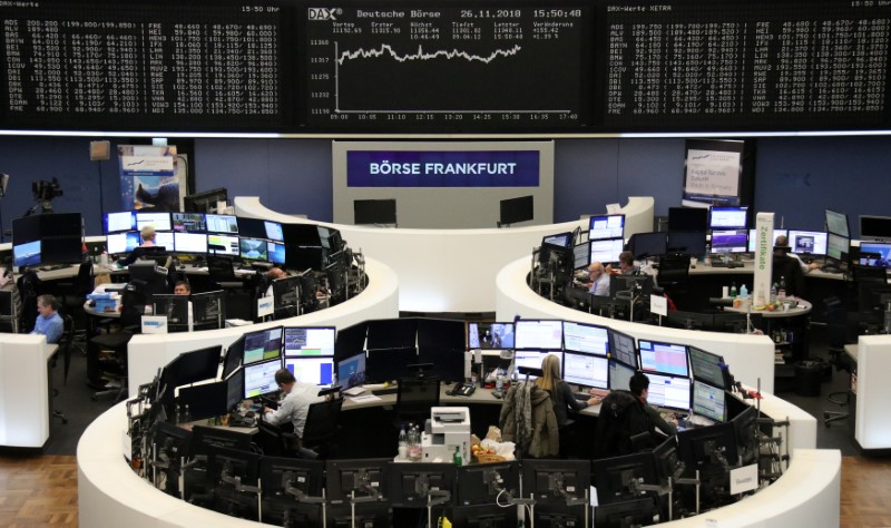 © Reuters. Las bolsas europeas tocan máximos de cuatro meses ante el avance de las conversaciones comerciales