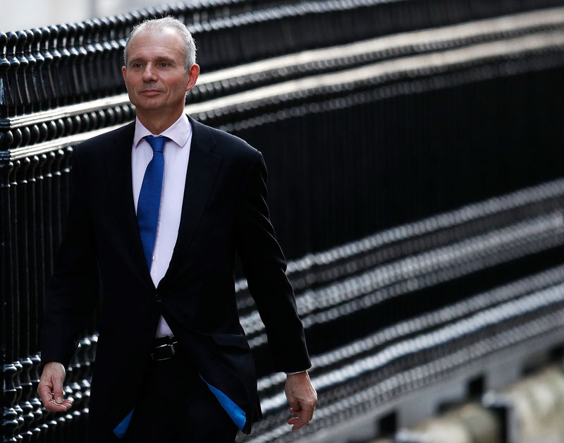 © Reuters. David Lidington chega à residência oficial da primeira-ministra britânica em Londres