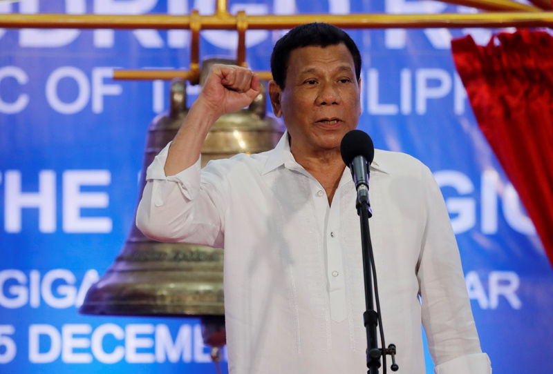 © Reuters. Presidente das Filipinas, Rodrigo Duterte, durante cerimônia em Balangiga