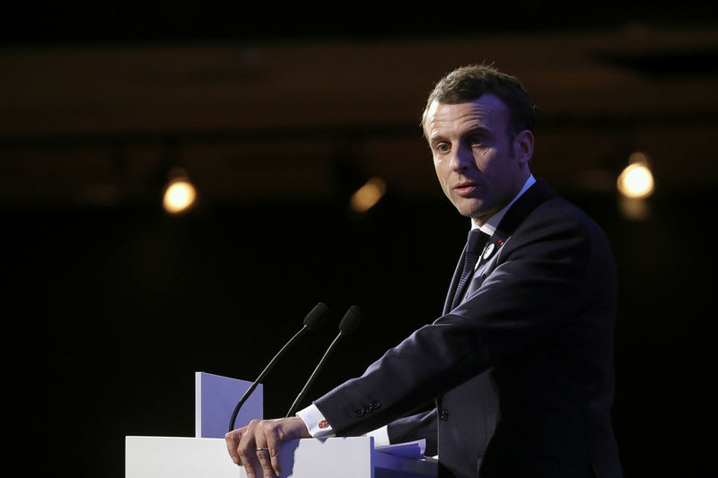 © Reuters. PROPOSITION DE LOI CONTRE LA HAINE SUR INTERNET EN MAI, DÉCLARE MACRON