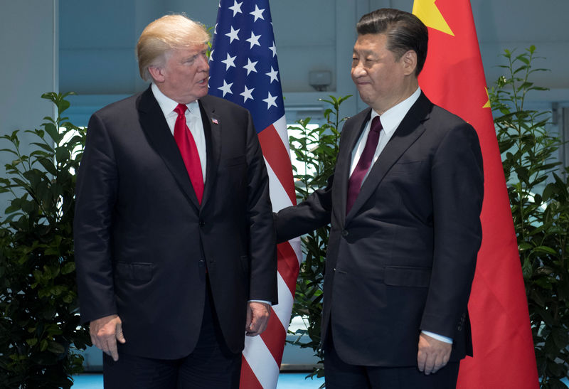 © Reuters. حصري-مصادر: أمريكا والصين تضعان ملامح اتفاق لإنهاء الحرب التجارية