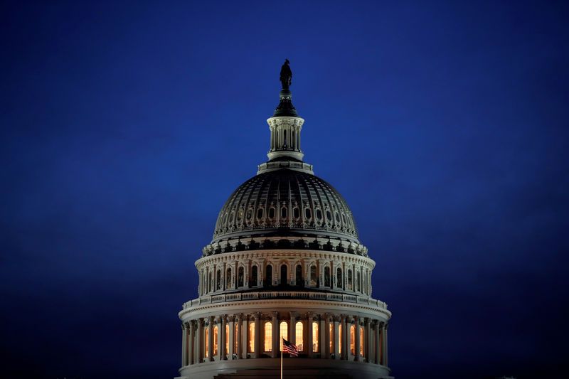 © Reuters. Здание Капитолия, где проходят заседания Конгресса США