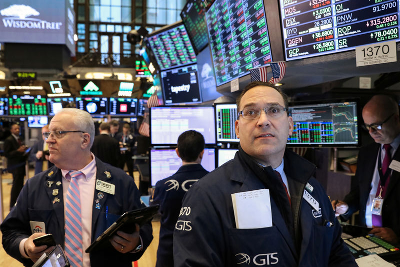 © Reuters. الأسهم الأمريكية تصعد بدعم من آمال التجارة