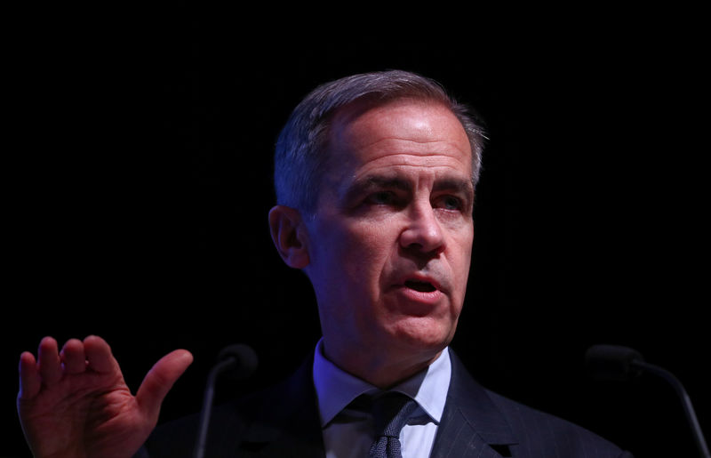 © Reuters. FILE PHOTO: The Governor of the Bank of England, Mark Carney speaks at an FT event in London