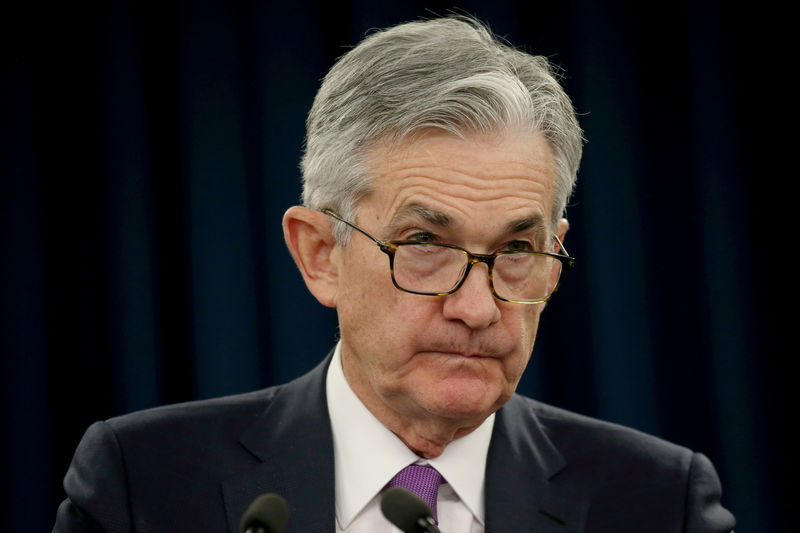 © Reuters. FILE PHOTO: FILE PHOTO: Federal Reserve Chairman Jerome Powell holds a press conference following a two day Federal Open Market Committee policy meeting in Washington, U.S.