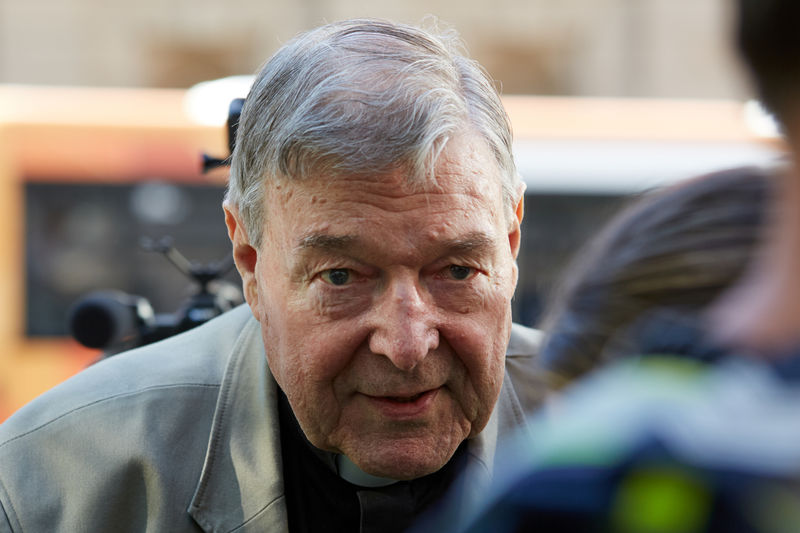 © Reuters. Cardinal George Pell arrives at County Court in Melbourne