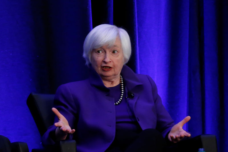 © Reuters. Former Federal Reserve Chairman Janet Yellen speaks during a panel discussion in Atlanta