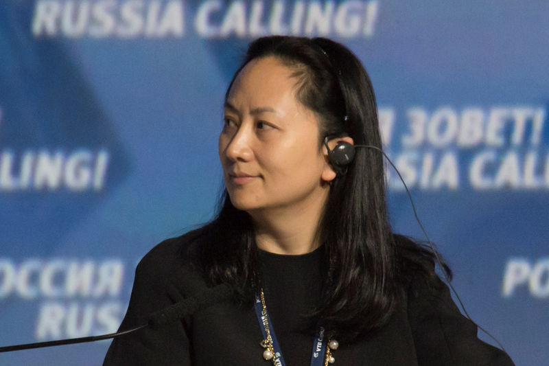 © Reuters. Executiva Meng Wanzhou, da Huawei, em evento de investimento em Moscou em 2014