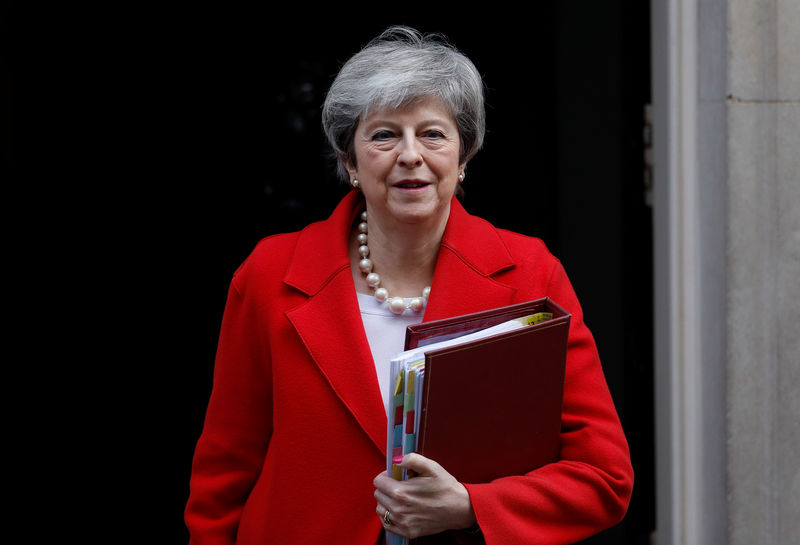 © Reuters. FILE PHOTO: Britain's Prime Minister Theresa May is seen outside of Downing Street in London