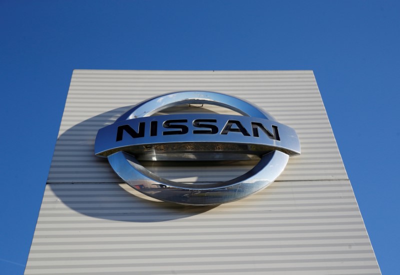 © Reuters. FILE PHOTO: The Nissan logo is seen at Nissan car plant in Sunderland