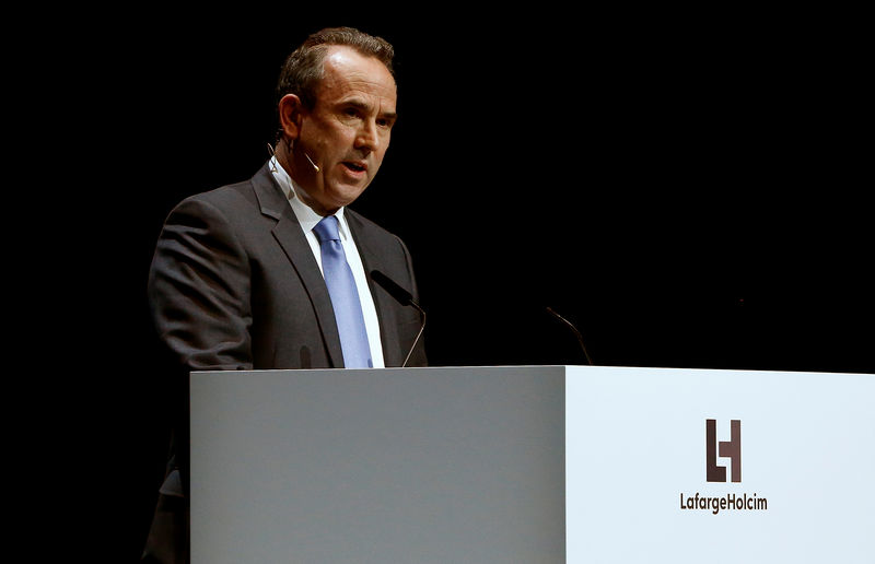 © Reuters. CEO Olsen of Franco-Swiss cement giant LafargeHolcim addresses the company's annual shareholder meeting in Zurich