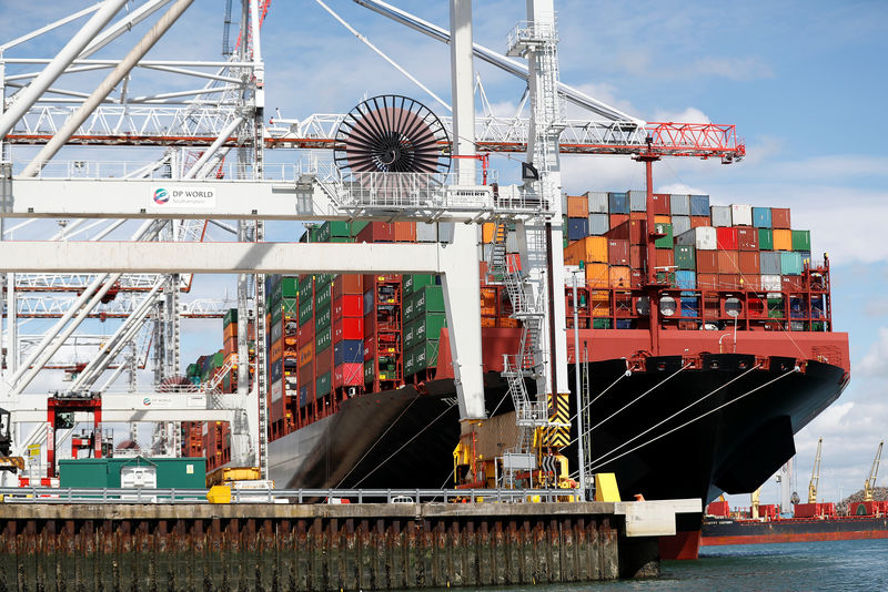 © Reuters. Shipping containers are stacked on a cargo ship in the dock at the ABP port in Southampton