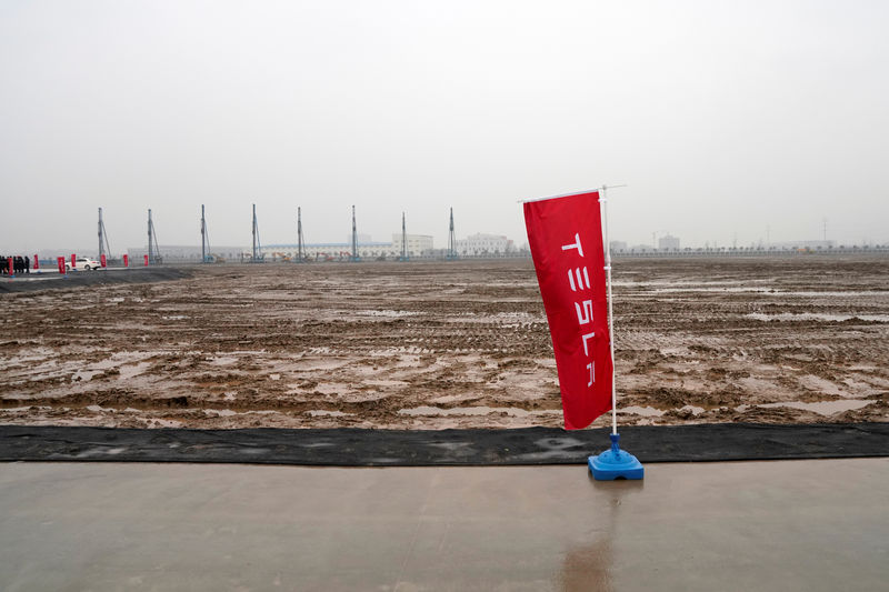 © Reuters. The land of Tesla Gigafactory at a groundbreaking ceremony of Tesla Shanghai Gigafactory in Shanghai