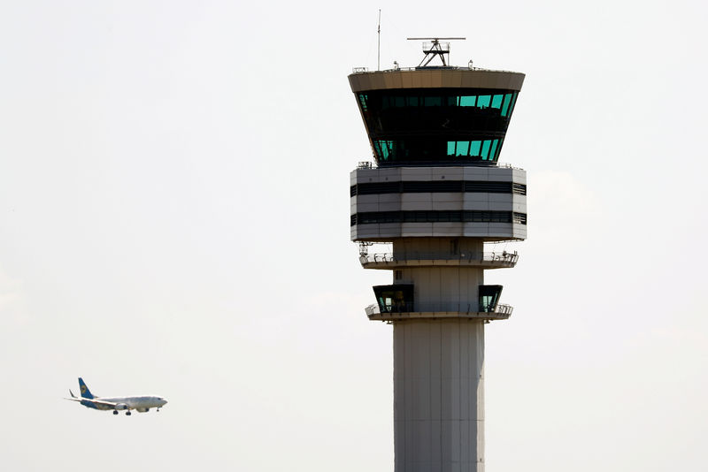 © Reuters. FILE PHOTO: Air traffic control tower is seen at Zaventem near Brussels