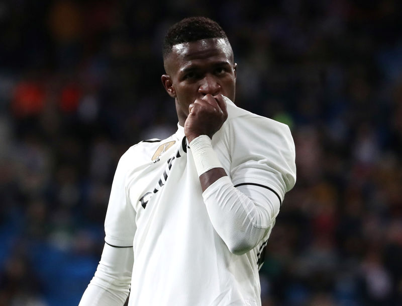 © Reuters. La lesión de Vinícius acrecienta los problemas del Real Madrid