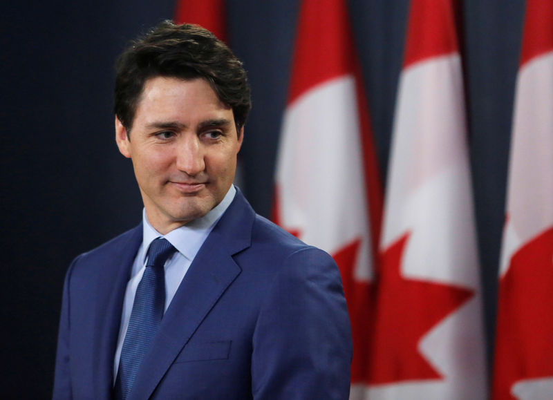 © Reuters. Trudeau dice que cometió errores en la gestión de un escándalo judicial en Canadá