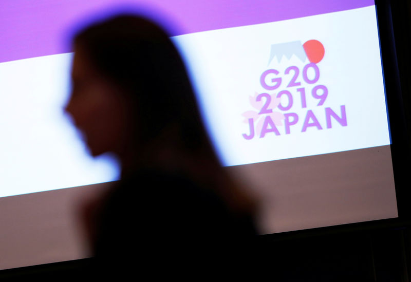 © Reuters. FILE PHOTO: The logo of G20 Summit and Ministerial Meetings is displayed at the G20 Finance and Central Bank Deputies Meeting in Tokyo
