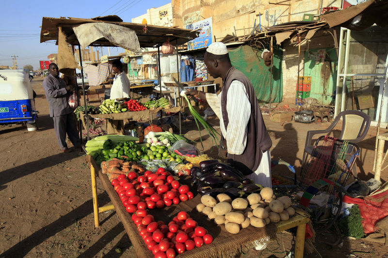 © Reuters. التضخم في السودان يهبط إلى 44.29% على أساس سنوي نهاية فبراير