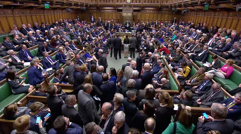 © Reuters. Parlamento durante votação sobre acordo e prazo para Brexit em Londres, no Reino Unido